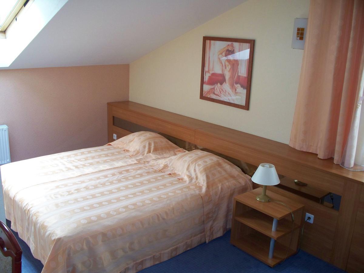 Pagunda Hotel Rokiskis Room photo